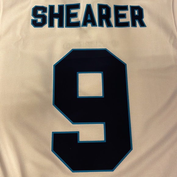 Authentic 1996 England home soccer jersey, New, Small - Picture 5 of 5